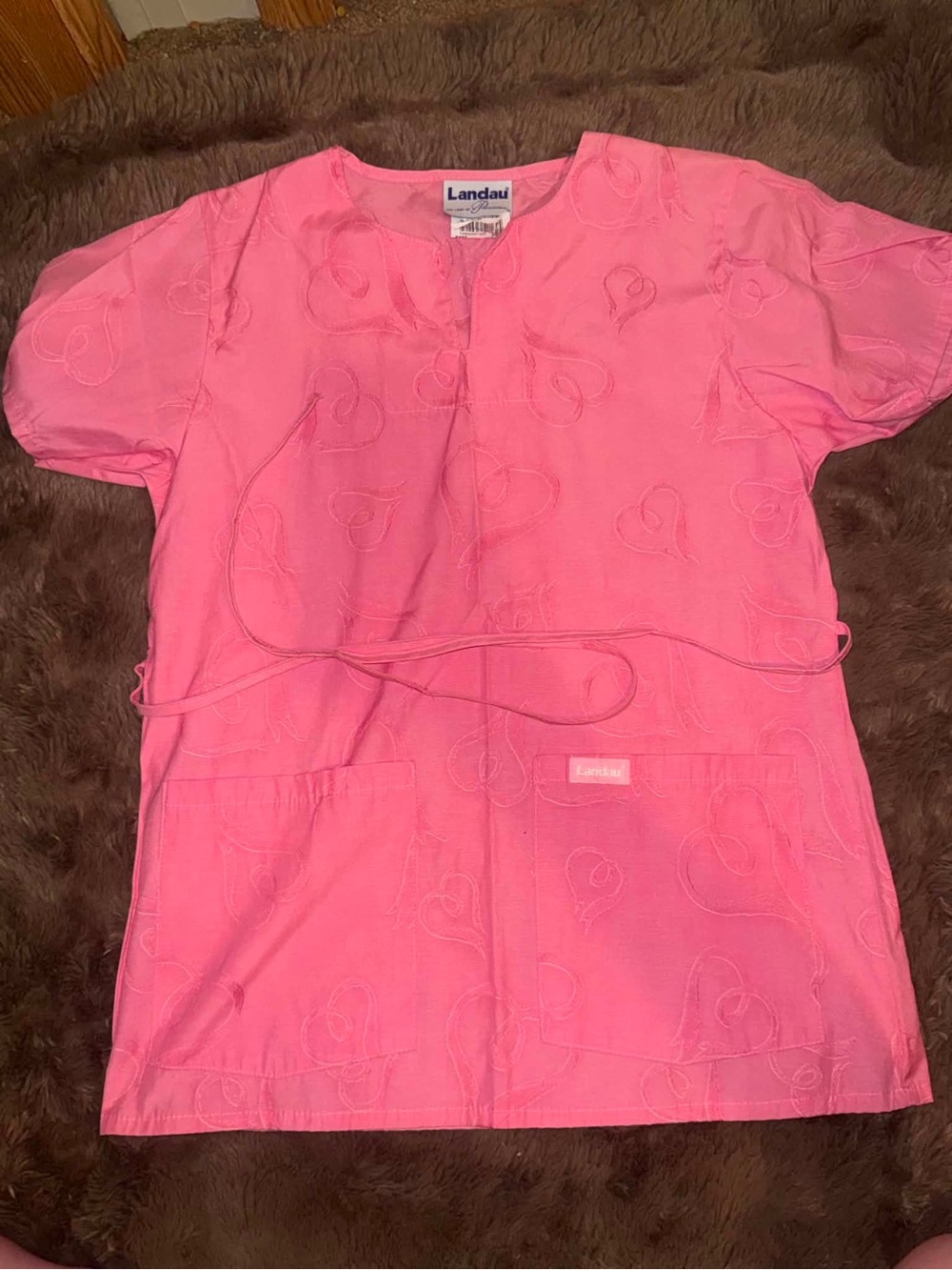 Y2K Landau Tie Back Pink Heart Print Scrub Top size Small